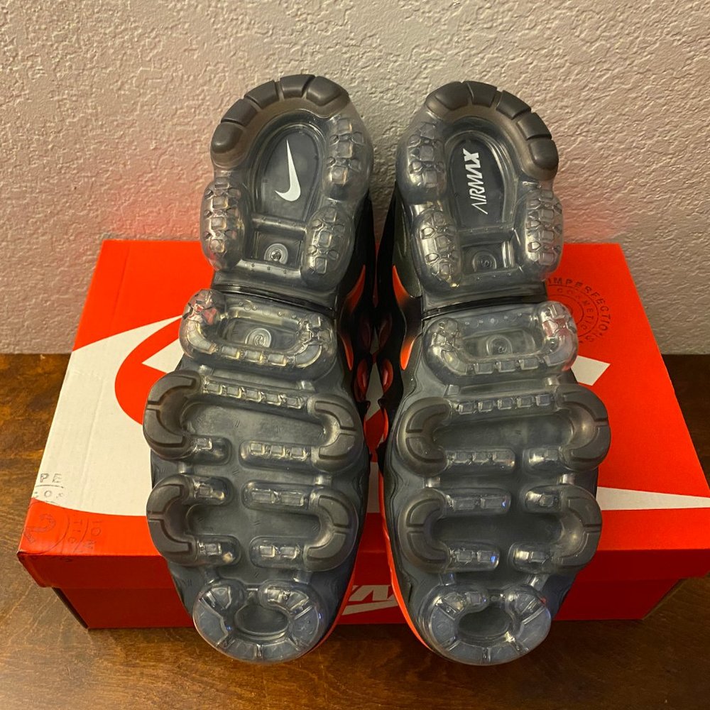 Nike Air VaporMax Plus Black Crimson Gradient Red Running Shoes DZ4857-001 Sz 12 - Picture 5 of 7